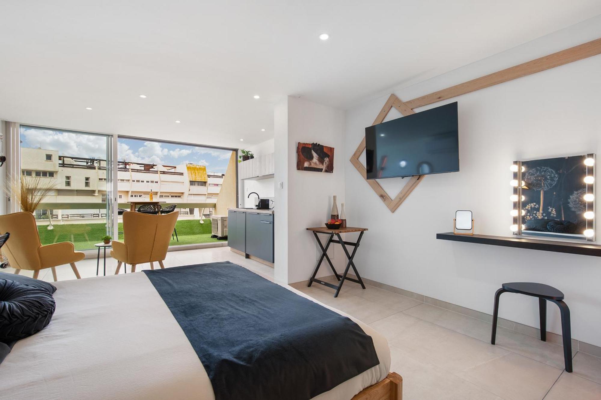 Addict Heliopolis Apartment Agde Bagian luar foto
