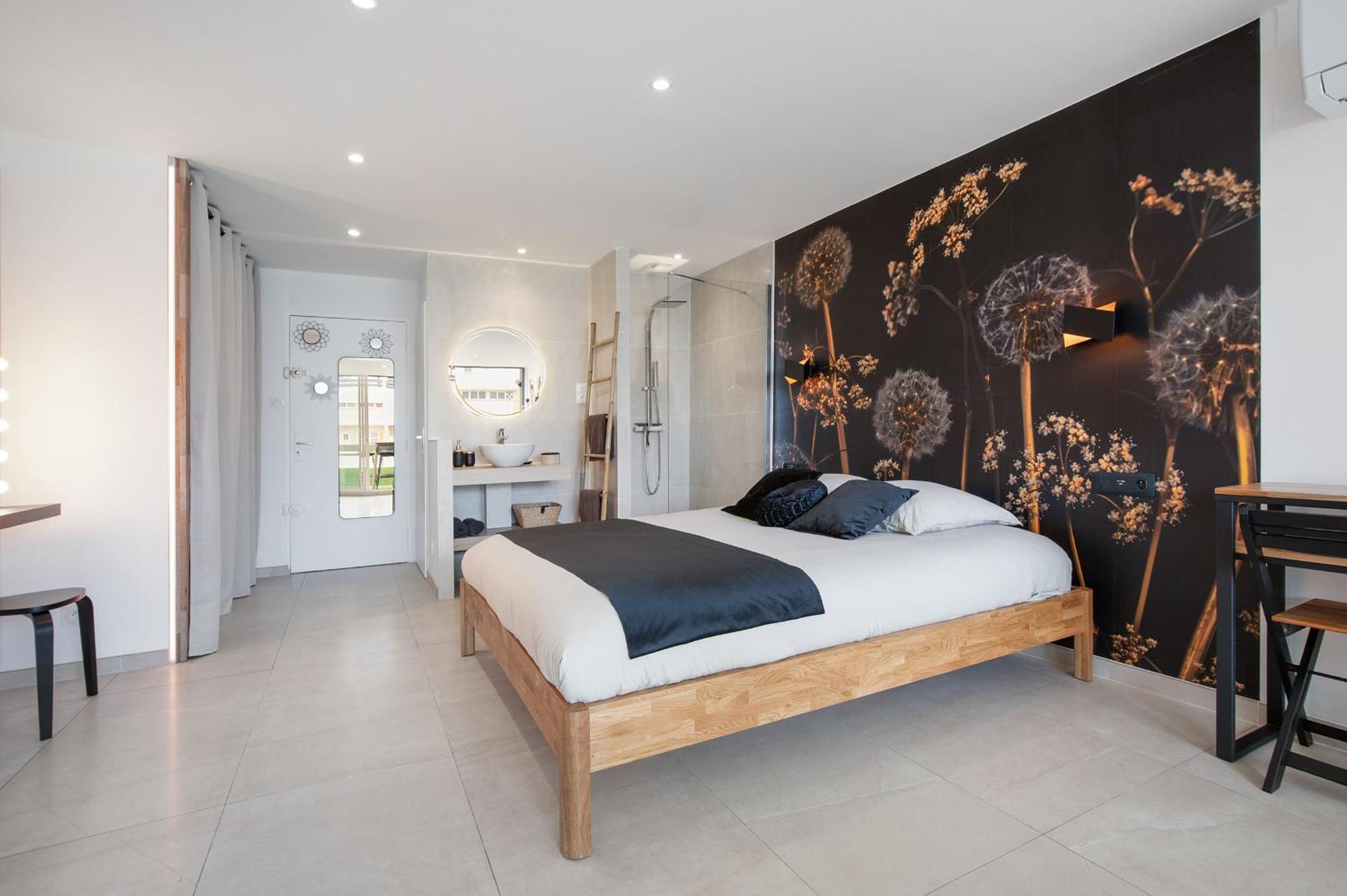 Addict Heliopolis Apartment Agde Bagian luar foto