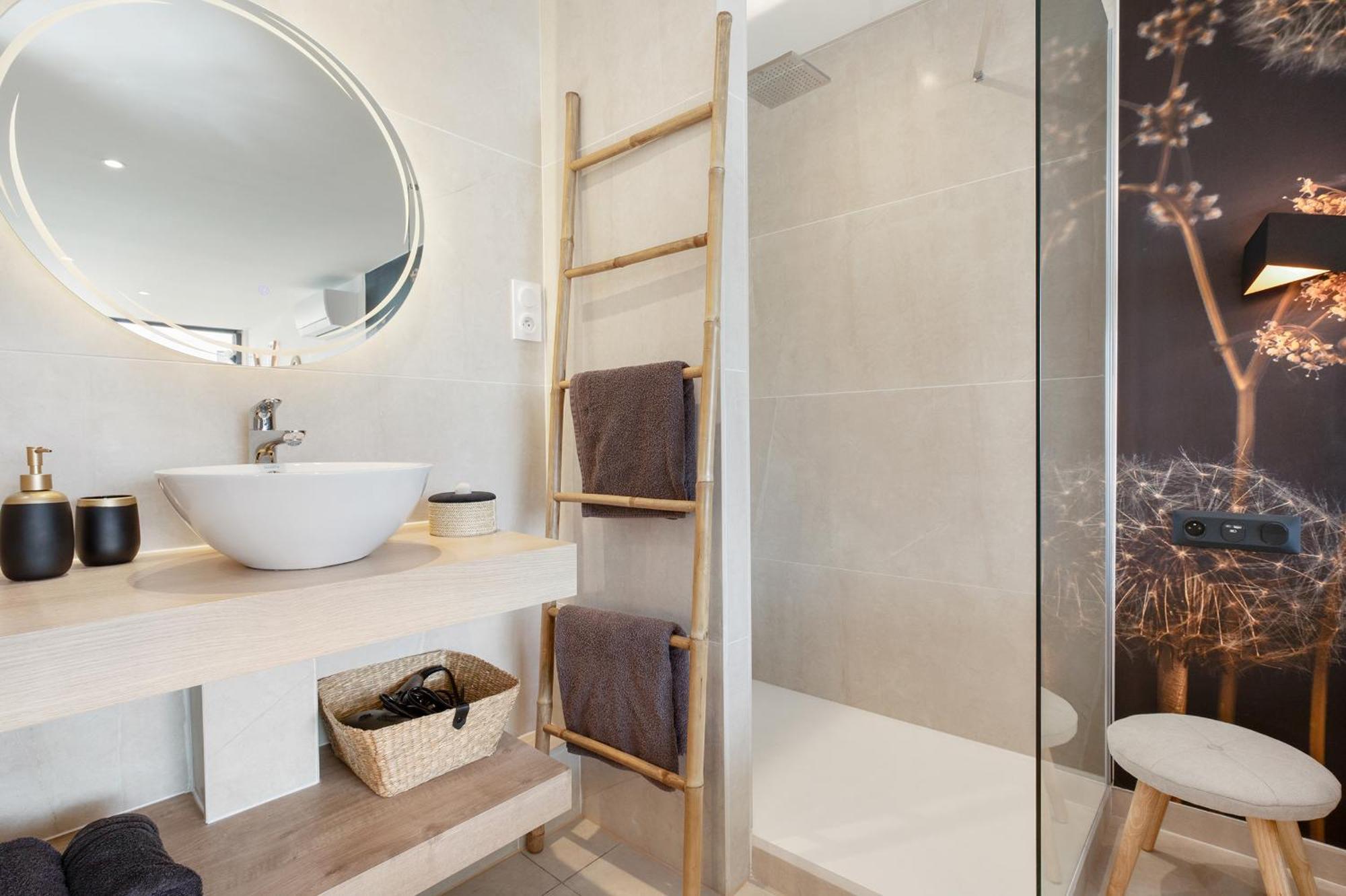 Addict Heliopolis Apartment Agde Bagian luar foto